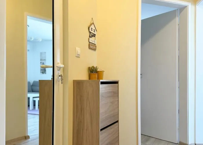 Restful For 4 Guests In Burgas