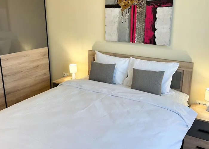 Апартамент Restful For 4 Guests In *