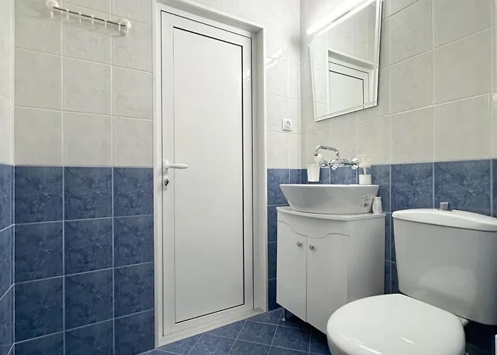 Апартамент Restful For 4 Guests In