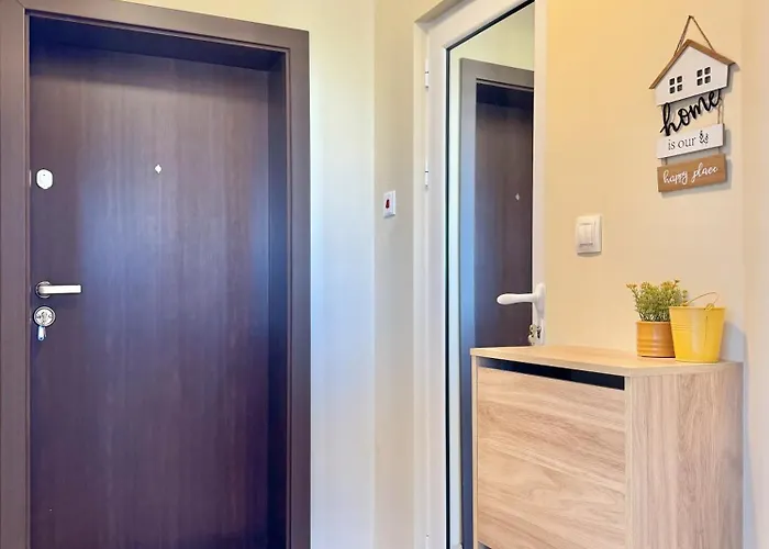 Apartamento Restful For 4 Guests In