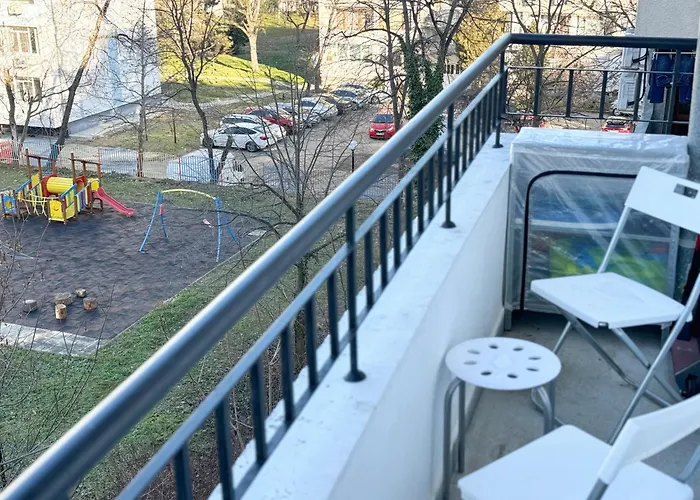 Restful For 4 Guests In *